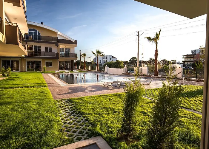 Lara Beach Homes